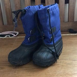 Kids winter boots
